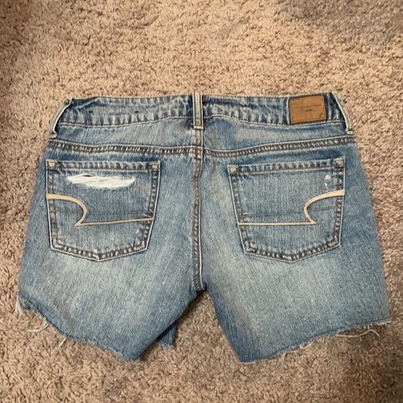 American eagle distressed jean shorts size 0 - Picture 2 of 5